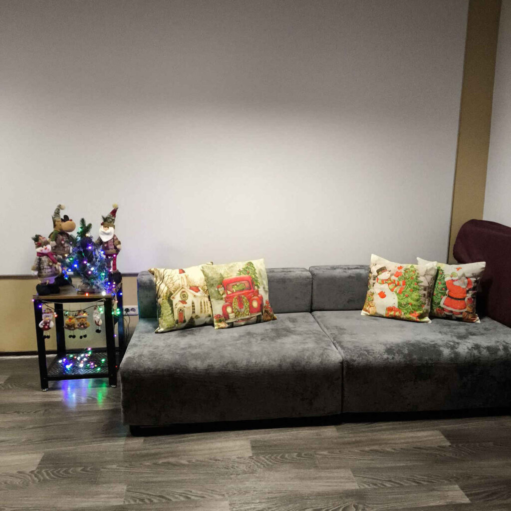 Бывшая гостиница Мотель Ок, Озеро Чебачье