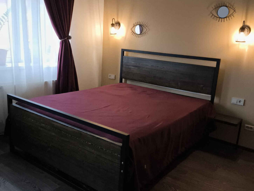 Бывшая гостиница Моель Ок, Озеро Чебачье