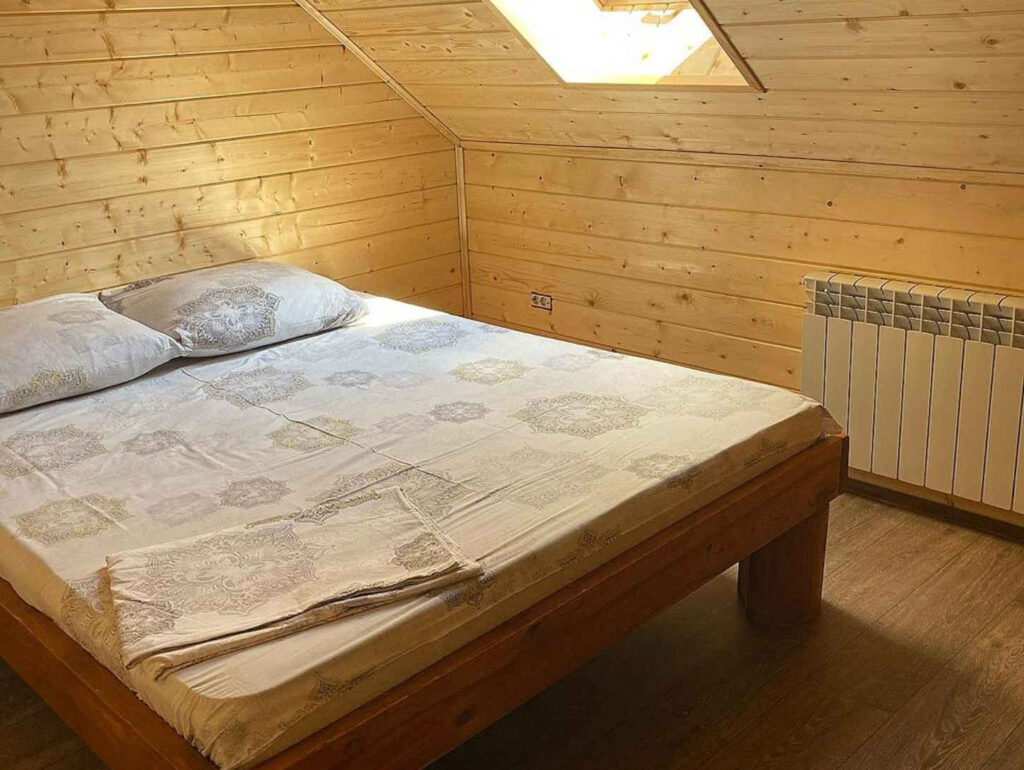 Двухэтажные апартаменты, Банное снять