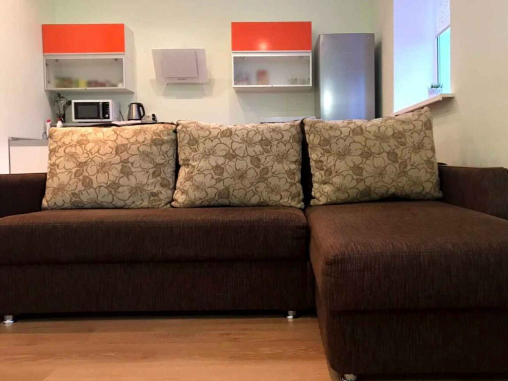 Студия ЖК Алтынай, забронировать квартиру посуточно